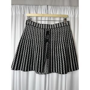 Candies’s knit zig zag skirt drawstring waist size medium